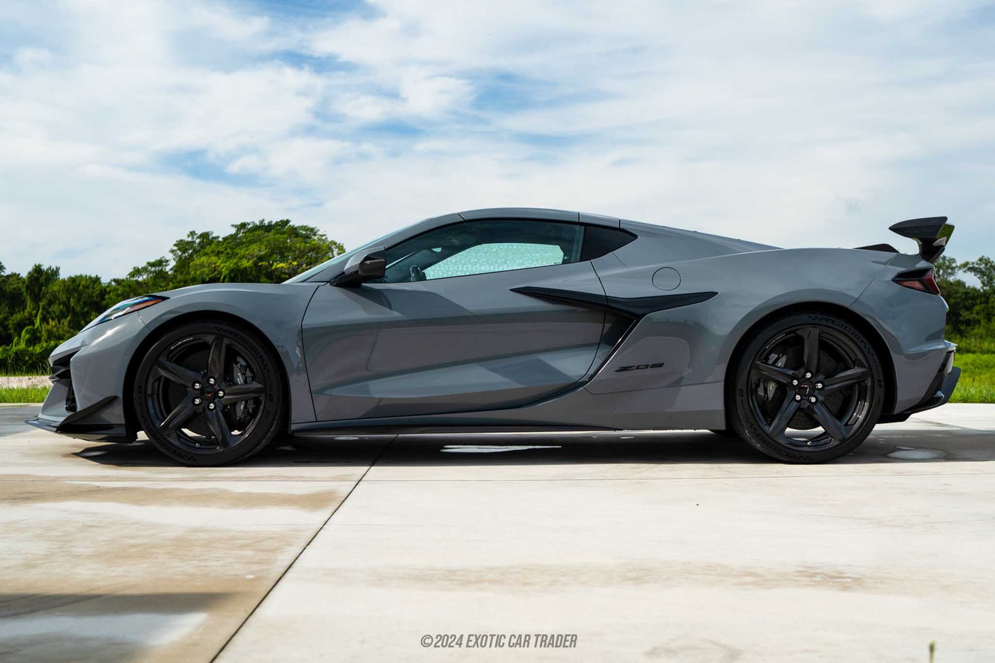 美品✨エンフォルド　2024　ソリッドスリーブプルオーバー　グレー　38 2024 Chevrolet Corvette Z06 Coupe 3LZ Z07 for Sale | Exotic Car